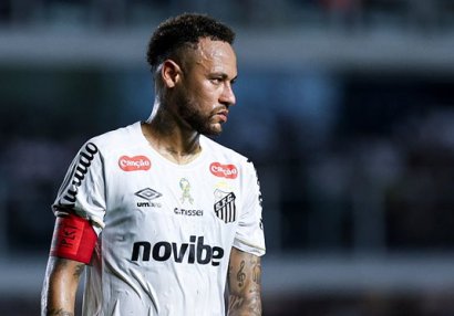 Qalmaqal: Neymar Robinyonun oğlunu yumruqla vurub yerə sərdi