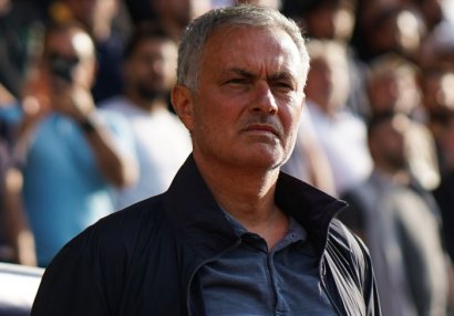 "Real"a baş məşqçi təyin ediləcəyi gözlənilən Mourinyu gələcəyi ilə bağlı sualı cavablandırdı