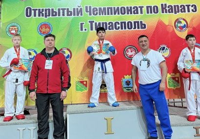 Azərbaycan karateçiləri Moldovada keçirilən beynəlxalq turnirdə 11 medal qazanıblar