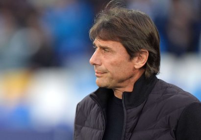 Konte İstanbula gəlmək üçün ulduz yarımmüdafiəçinin transferini tələb etdi