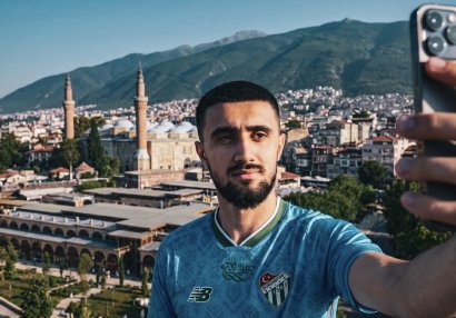 Toral Bayramov dünya ulduzları ilə komanda yoldaşı olacaq?
