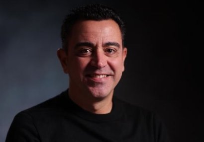 Xavi "Milan"a "yox" deyib milli komandada işləməyi seçdi