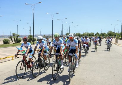 Bakıda Ümumdünya Velosiped Gününə həsr olunmuş veloyürüş keçirilib