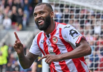 "Mançester Yunayted" hücum xəttini "Brentford"un ulduzu ilə gücləndirmək istəyir