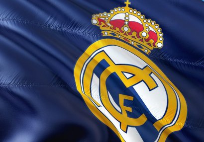 "Real Madrid" iki yeni futbolçu ilə müqavilə bağladı