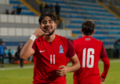 Azərbaycan millisinin hücumçusu Madridə yollandı