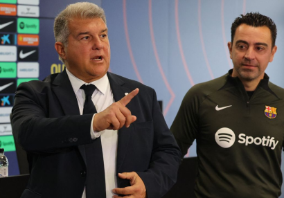 Xavi "Barsa Əfsanələri"ndən uzaqlaşdırıldı - Bu addımına görə Laporta ondan qisas alır