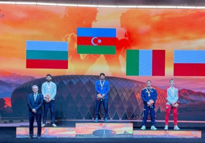 Azərbaycan boksçusu Dünya Kubokunda rəqib tanımadı