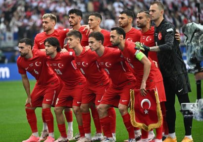 Türkiyə millisinə ağır təhqir: "Gedin qolf oynayın!"