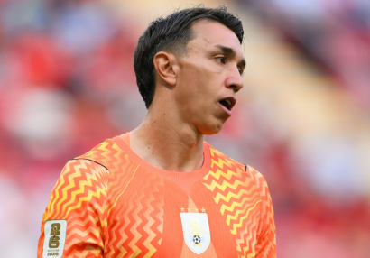 Uruqvayı "dəfn edən" Muslera üzr istədi: "Uğursuzluq növbəsi mənim idi"