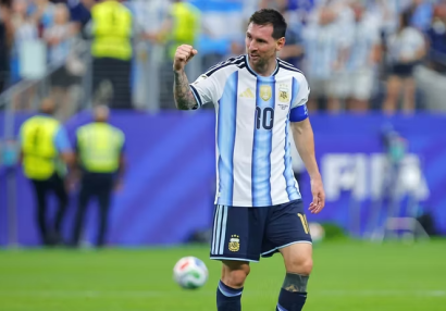Messi tarixi rekordu yenilədi