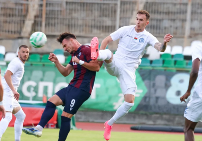 "Neftçi"dən 10 yaş böyük, SSRİ çempionu olmuş "Dinamo"