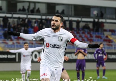 Emin Mahmudov yubiley qolunu vurdu