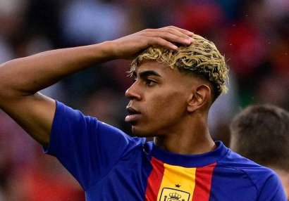 Lamine Yamal "Barselona" rəhbərliyindən onun transferini tələb edir