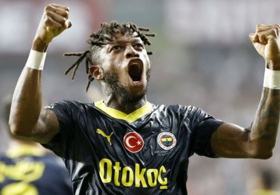"Fənərbağça" ulduz futbolçu ilə yollarını ayırdı