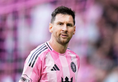 Messi rəqibini vurduğuna görə cərimələndi