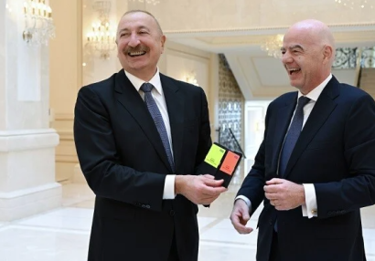 İlham Əliyev FİFA prezidentini qəbul etdi