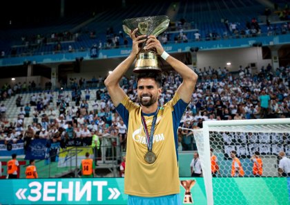 Braziliya klubu "Zenit"in futbolçusunu havayı istəyir