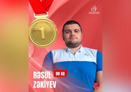 Azərbaycan parapauerliftinqçisi Dünya Kubokunda 2 qızıl medal qazandı