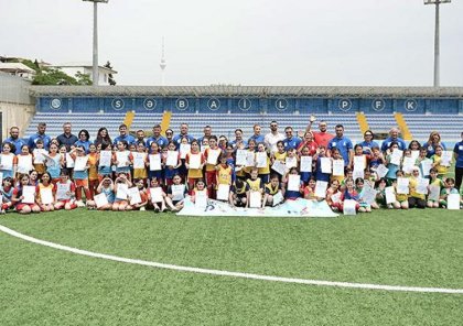 Bakıda UEFA-nın dəstəyi ilə futbol festivalı keçirildi