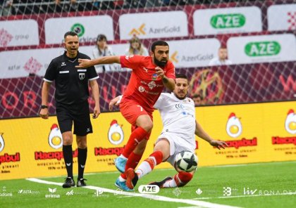 Azərbaycan millisinin üzvü DÇ-nin ən yaxşı futbolçusu seçildi