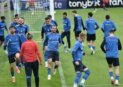 Azərbaycan millisi Latviya ilə üz-üzə - YENİLƏNİR