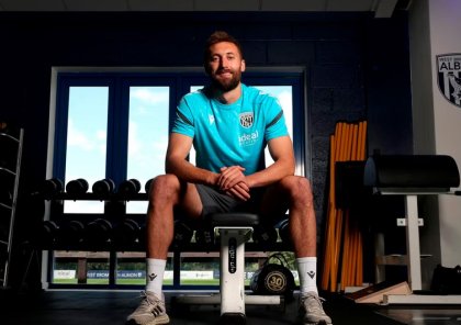 "Liverpul"un futbolçusu Çempionşip klubu ilə 3 illik müqavilə bağladı - RƏSMİ