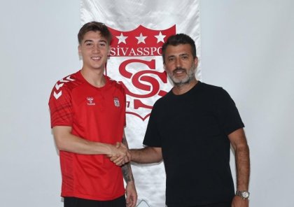 Azərbaycan millisinin üzvü Türkiyə klubuna transfer olundu