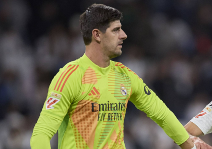 "Real Madrid" Kurtua ilə yeni müqavilə imzaladı