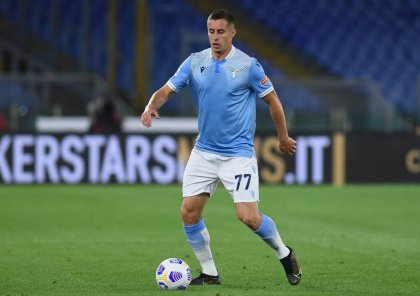 "Latsio"nun müdafiəçisi Adam Maruşiçə 3 klubdan təklif var