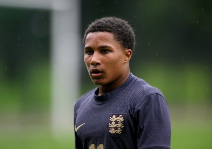 "Barselona" İngiltərənin 15 yaşlı ulduzunu transfer edir