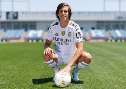 Mikel Arteta "Real Madrid"in müdafiəçisini "Arsenal"a çağırır