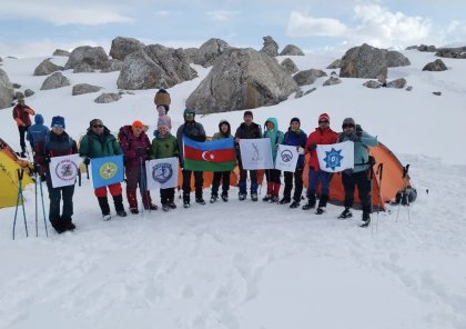 Heydər Əliyev zirvəsinə ənənəvi yürüş təşkil olundu