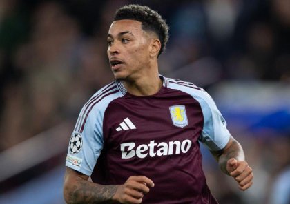 Ulduz futbolçu "Aston Villa"dan ayrılmaq istəyir