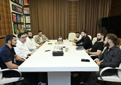 Fərid Qayıbov "UFC Fight Night"da çıxış edən azərbaycanlılarla görüşdü