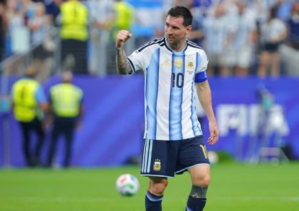 Messi tarixi rekordu yenilədi