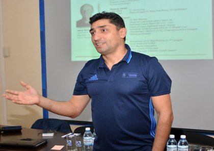 "Kağız üzərində favorit "Qarabağ"dır" - Aslan Kərimov