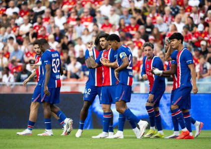 PSJ UEFA Superkubokunun qalibi oldu