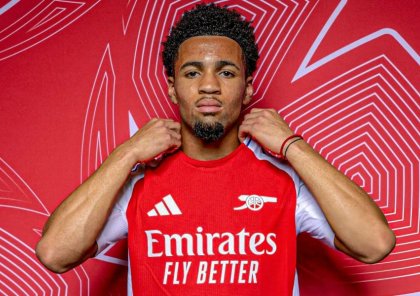 "Borussiya Dortmund" "Arsenal"ın yarımmüdafiəçisini aldı