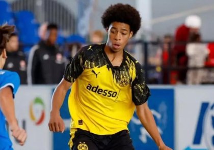 Avropa nəhəngləri "Dortmund"un 15 yaşlı ulduzunun pərəstişkarına çevrildi