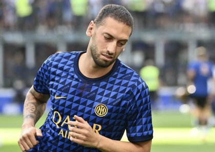 "İnter" Hakan Çalhanoğlu ilə yeni müqavilə üçün hərəkətə keçir