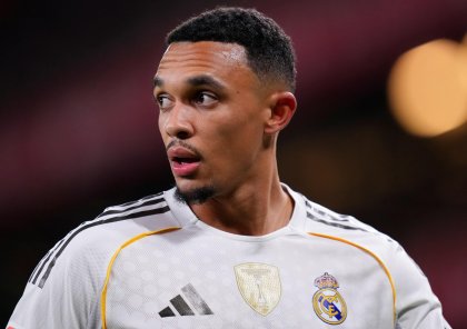 Aleksander-Arnold qışda Real Madridi tərk etməyəcək