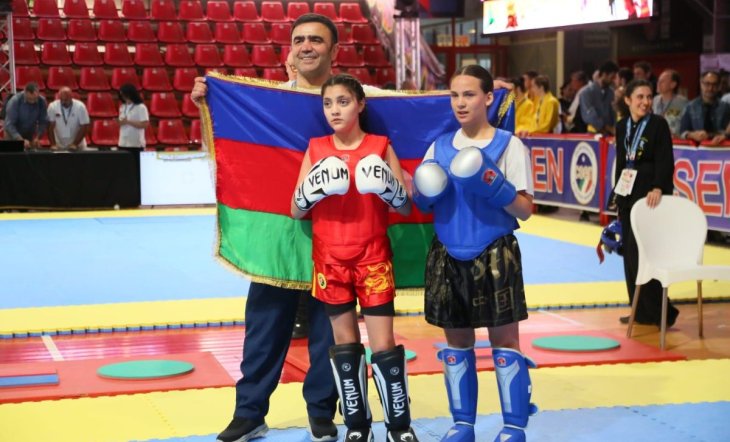 Əminə Əliyeva dünya çempionatının finalına yüksəldi