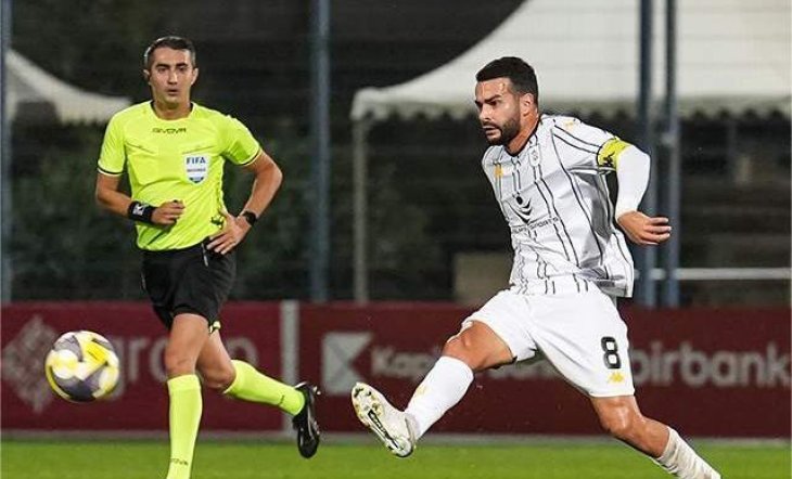 Bu tur dincələn Emin Mahmudovu "taxtdan salan" olmadı - STATİSTİKA