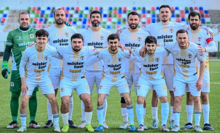 Bölgə klubu baş məşqçini saxladı, heyəti yeniləməyə qərar verdi, hədəf dəyişdi