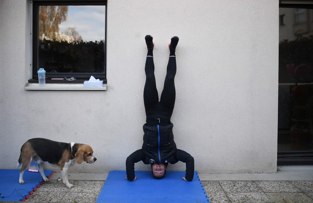İdmançılar evdə necə məşq edirlər? - Bir-birindən maraqlı FOTOlar 