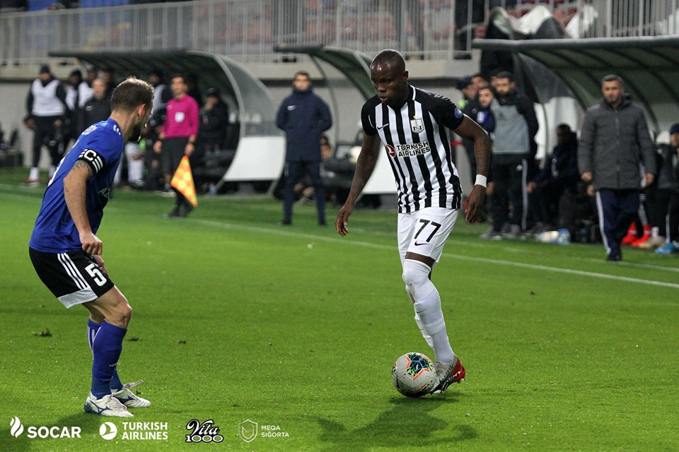 "Neftçi"nin müqavilə bağlamaq istədiyi legioner yarım milyon tələb edir