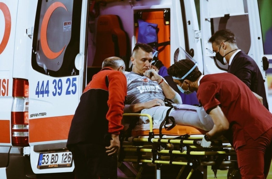 "Qalatasaray" qapıçı axtarışında: İki məşhur qolkiperdən biri...