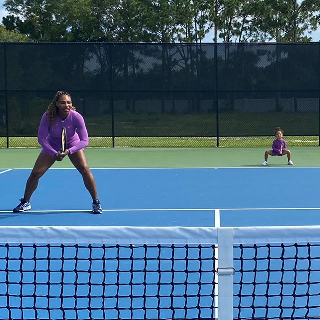Serena Uilyams 2 yaşlı qızı ilə birlikdə məşq etdi - FOTOLAR