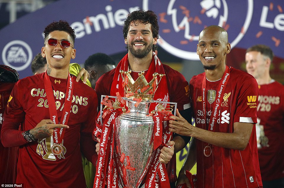 "Liverpul" Premyer Liqa kubokuna qovuşdu - FOTOLAR